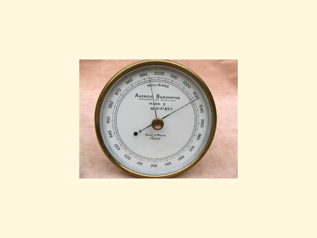 Millibar scale barometer made by Short & Mason for the Meteorological Office